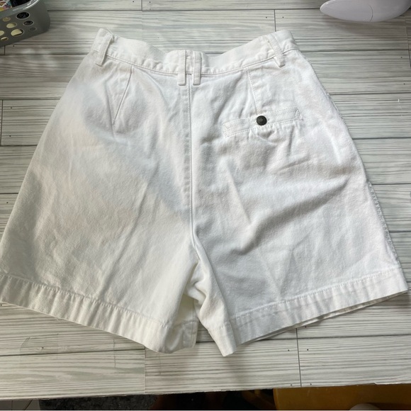 Liz Wear Vintage Classic High Waisted White Women's Shorts size 2 - Picture 4 of 6